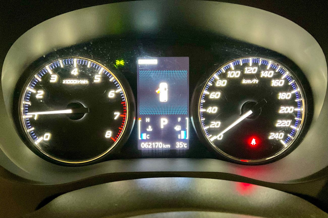 Mitsubishi Outlander GLX Midline