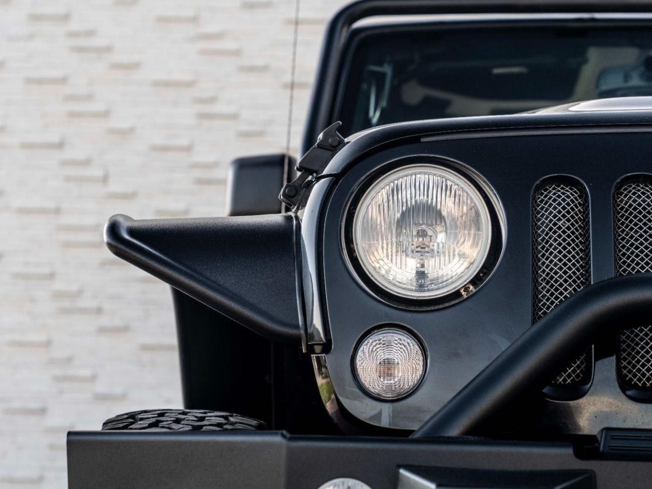 Jeep Wrangler Sahara Plus 3.6L A/T