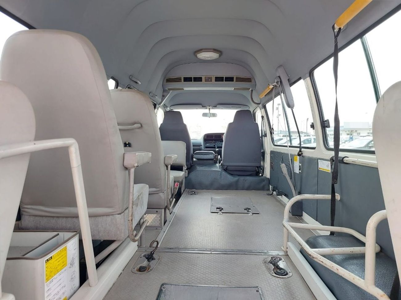 تويوتا هاياس TOYOTA HIACE VAN RHD 2003 MODEL 3.0 L DIESEL MANUAL(PM03365)