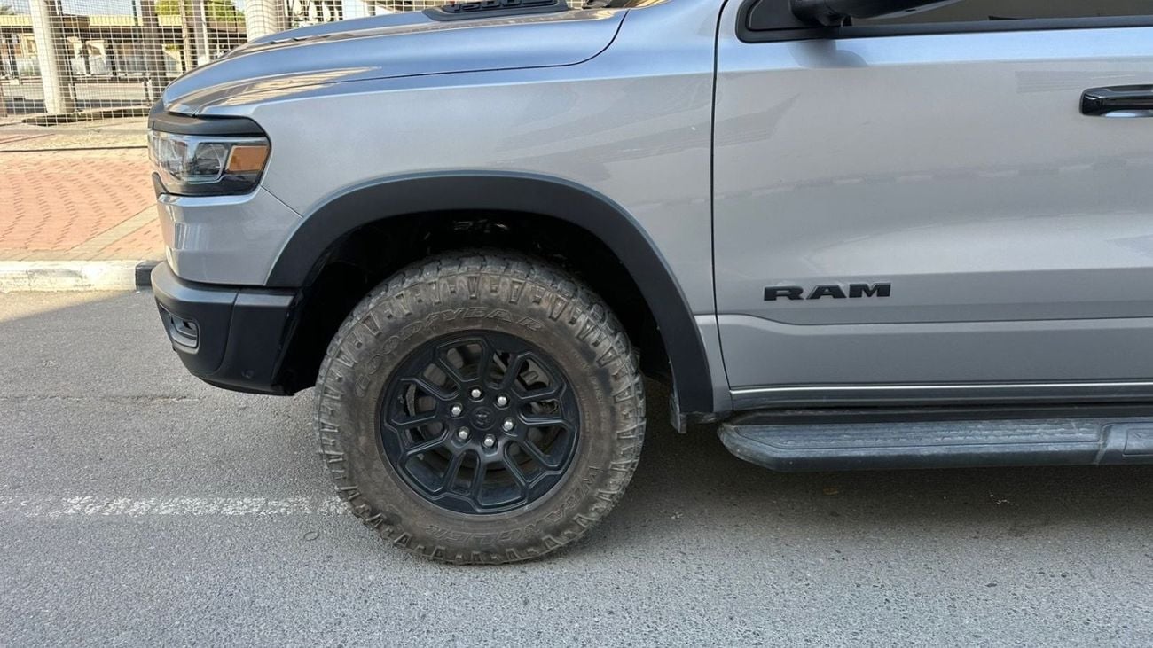 رام 1500 Rebel Crew Cab 5.7L