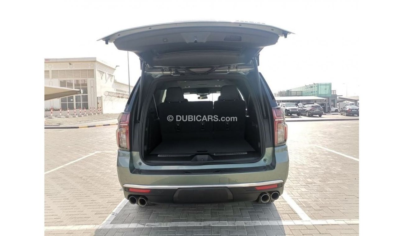Chevrolet Suburban Chevrolet Premier Suburban - 2023 - Green