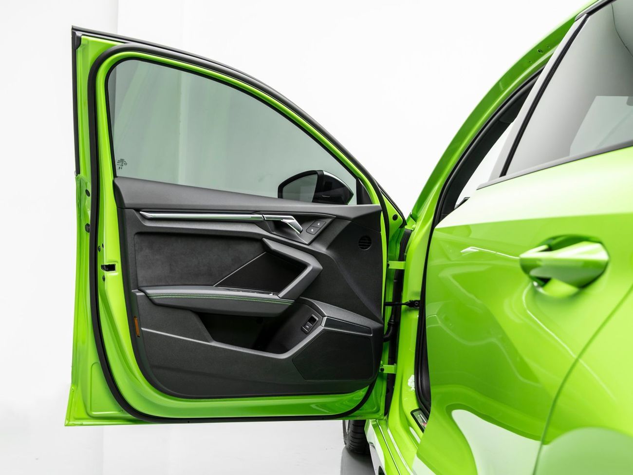 Audi RS3 TFSI quattro 2.5L Sedan 2024 Audi RS3, 2028 Audi Warranty + Service Contract, Kyalami Green, Low KMs