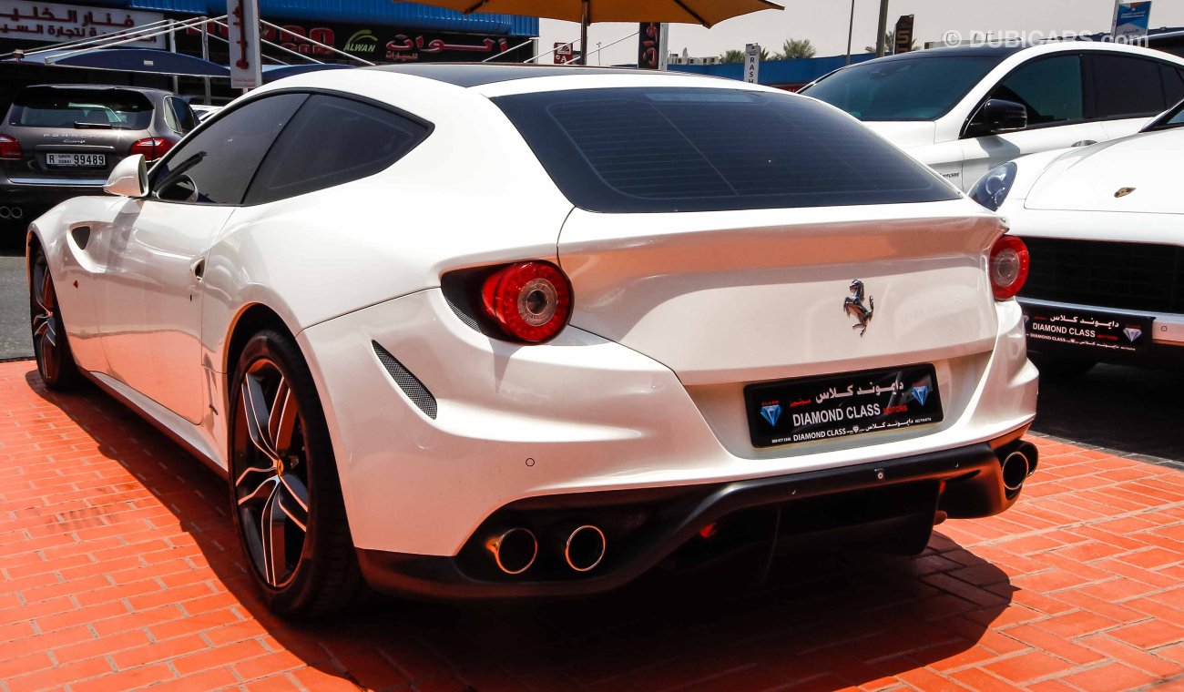 Ferrari FF Panoramic