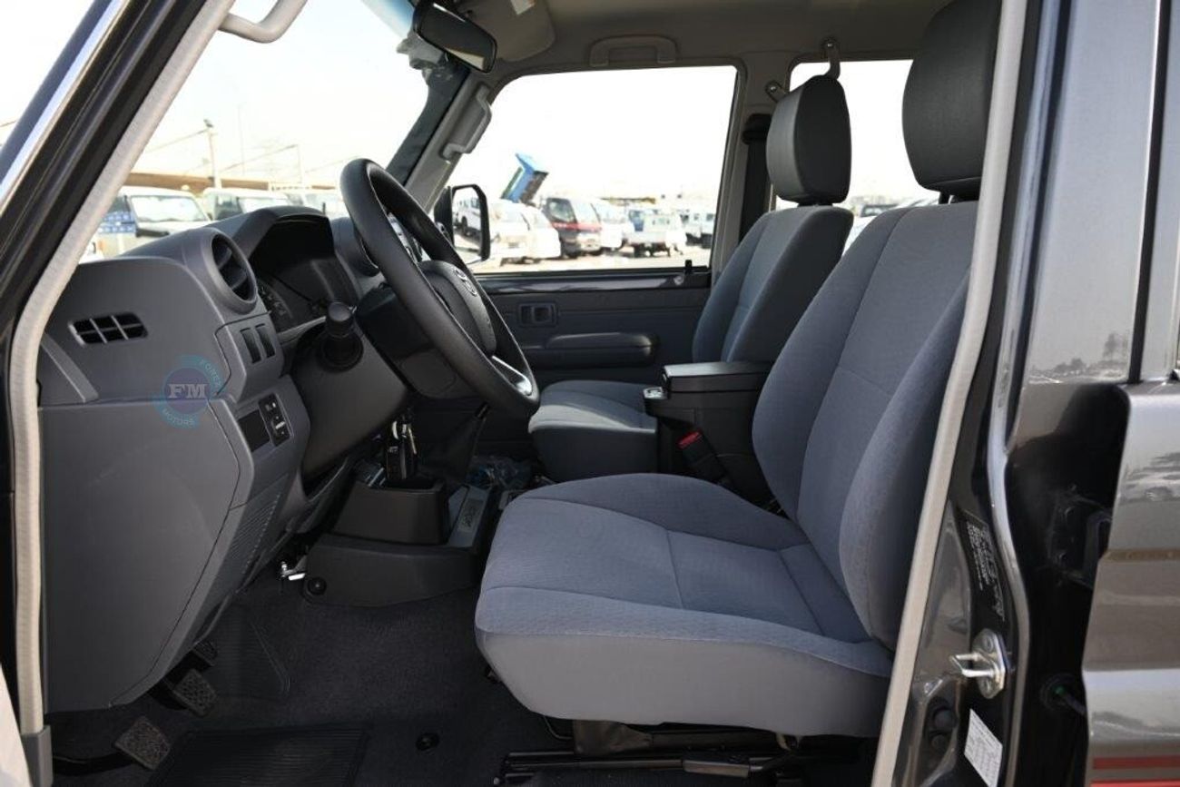 Toyota Land Cruiser 70 76 Petrol 4.0L