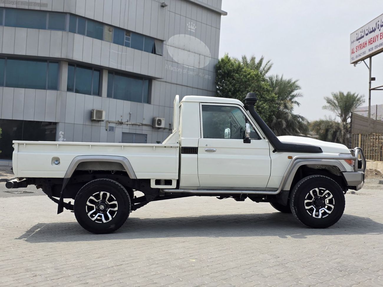 تويوتا لاند كروزر بيك آب TOYOTA LAND CRUISER PICK UP  DIESEL RHD