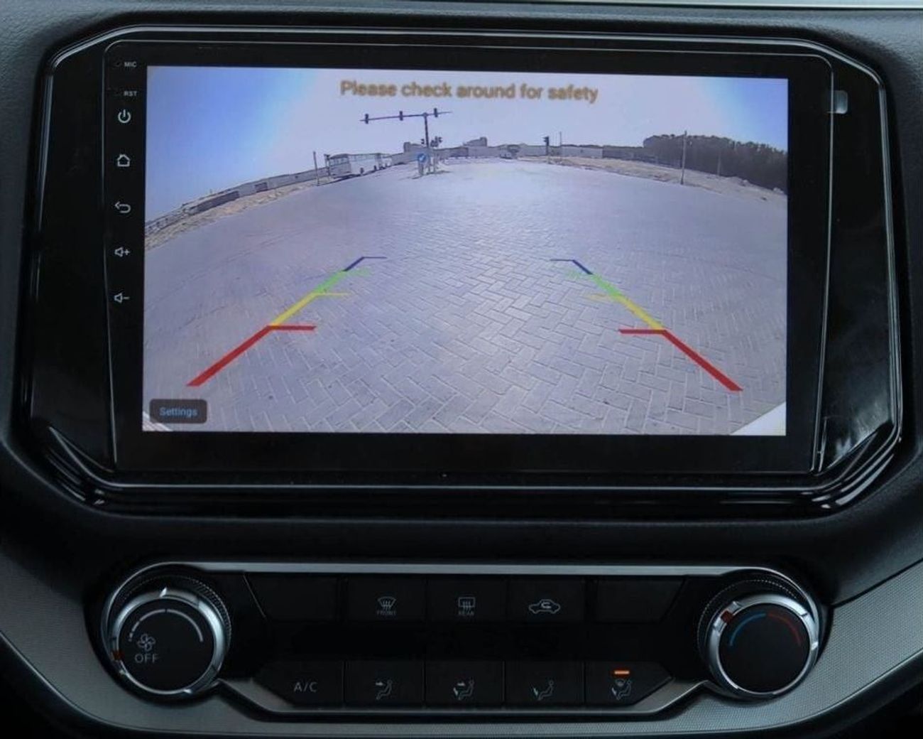 نيسان إكستيرا SE 2.5L 4WD Nissan x-terra 2.5L 2021, SE, 4WD, GCC accident-free in excellent condition, 1264 P.M