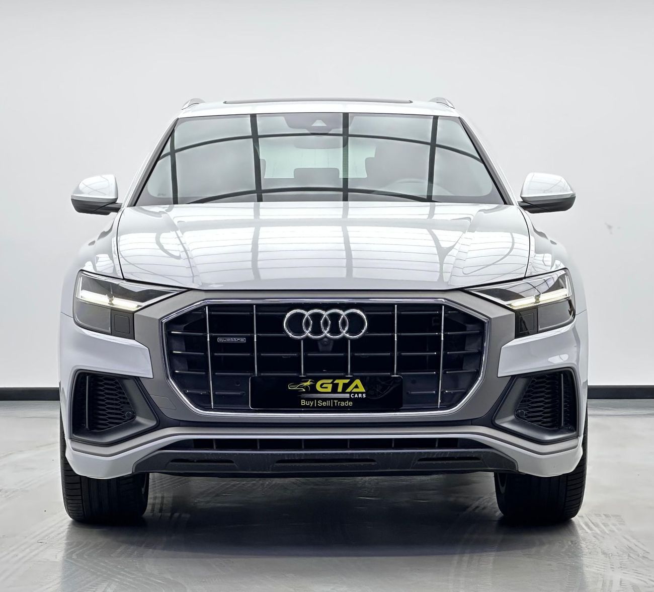 Audi Q8 55 TFSI quattro S-Line 3.0L (340 HP) 2020 Audi Q8 S-Line 55TFSI Quattro, Warranty, 2027 Audi Service