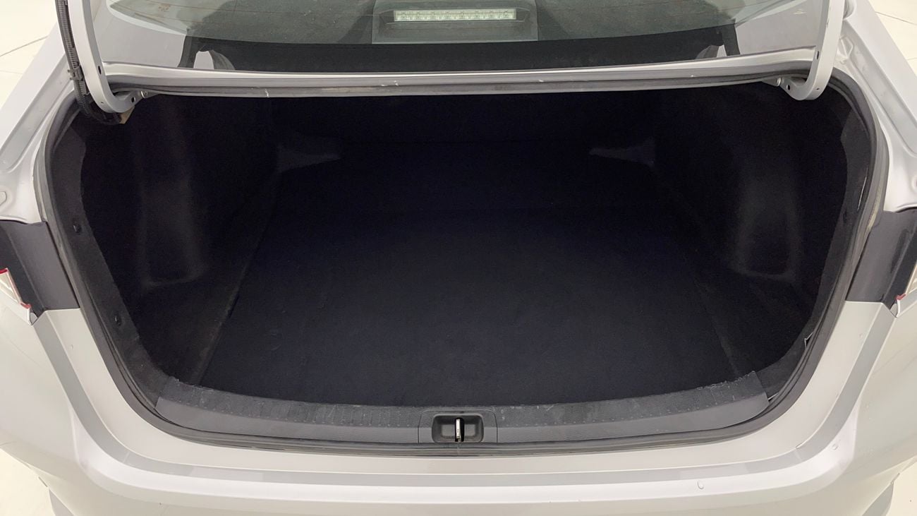 تويوتا كورولا XLI 1.6 | بدون دفعة مقدمة | اختبار القيادة في المنزل