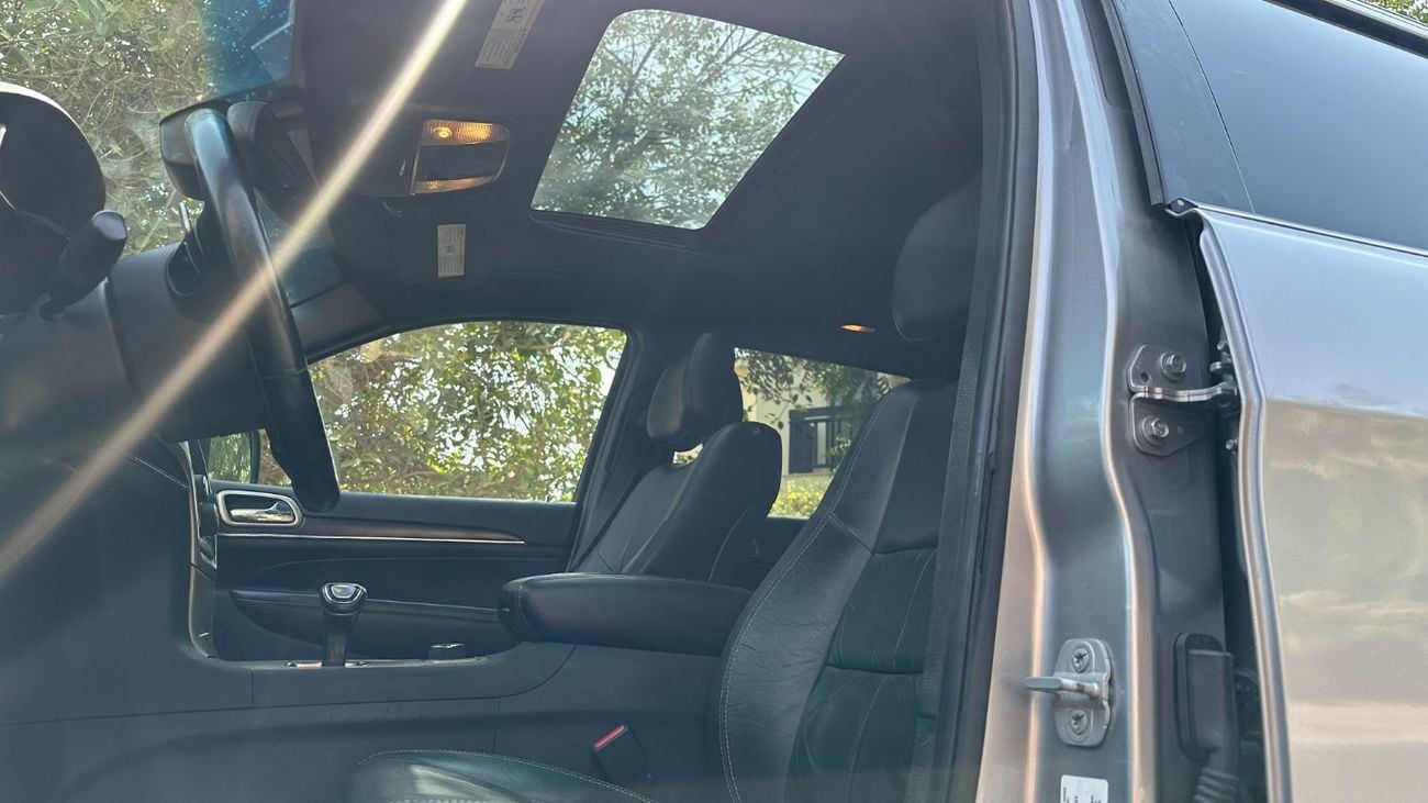 جيب جراند شيروكي Limited 3.6L