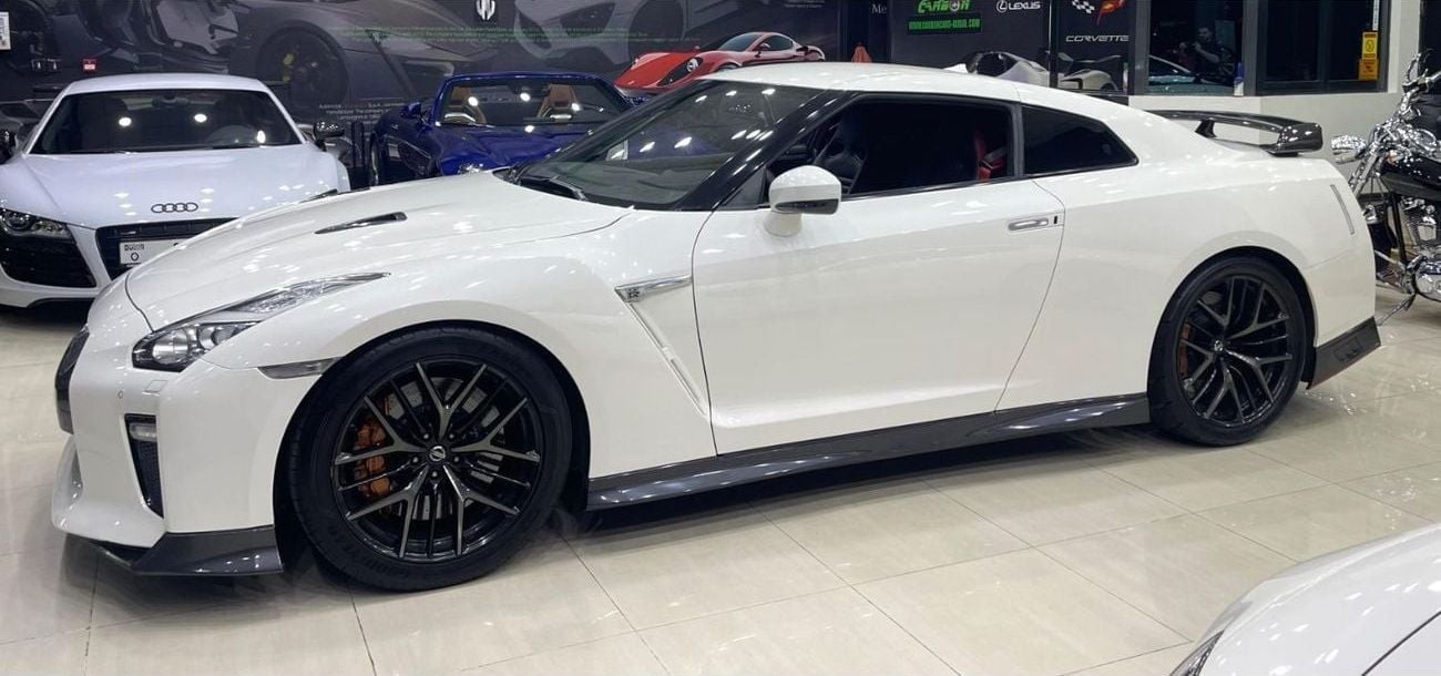 Nissan GTR Premium 3.8L (2 Seater)