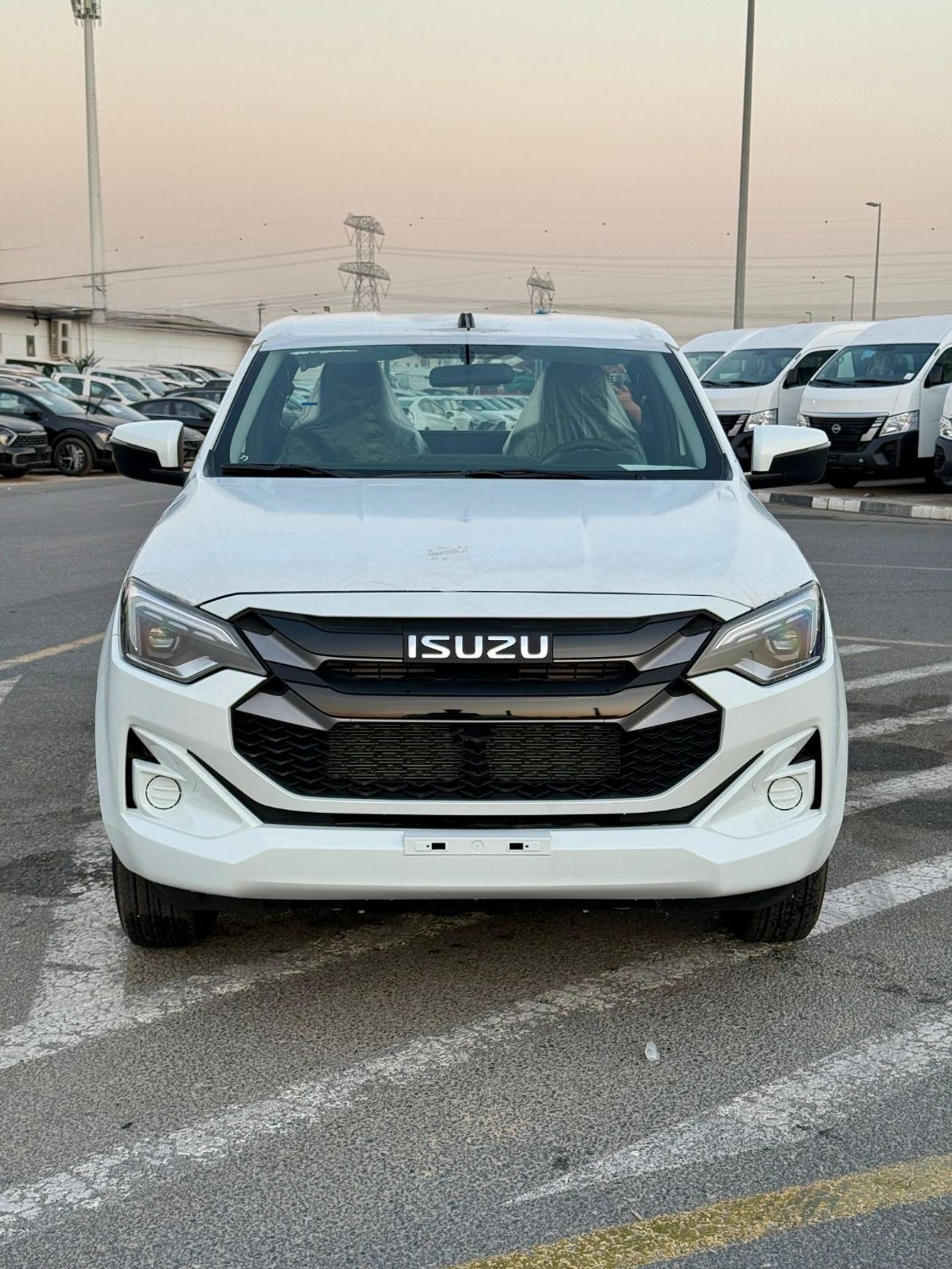 Isuzu DMax ISUZZ -D-MAX - SiNGLE CAB - 4x2 - 1.9L - DiESEL - WHITE