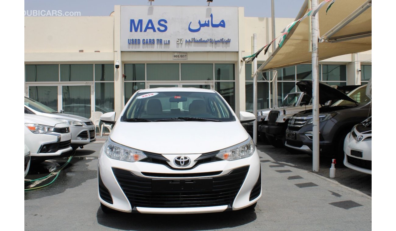 Toyota Yaris SE ACCIDENTS FREE - GCC - CAR IS IN PERFECT CONDITION INSIDE OUT