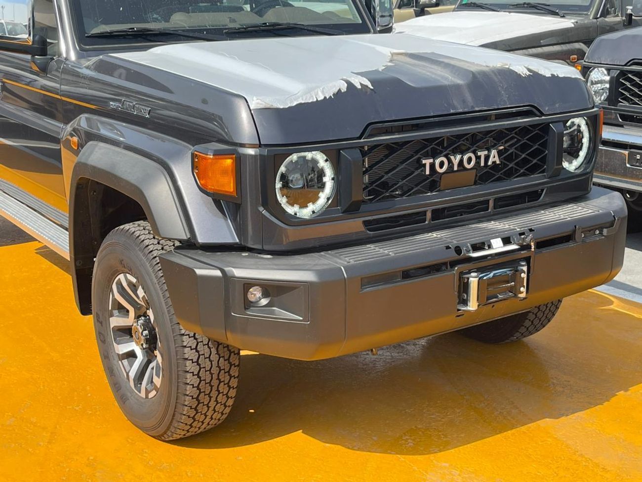 تويوتا لاند كروزر بيك آب Toyota LC DC AT Diesel 2025 2.8L Full GREY