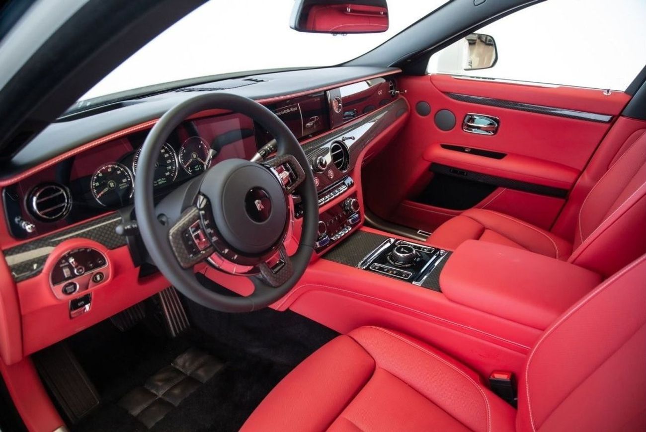 رولز رويس جوست بلاك بادج