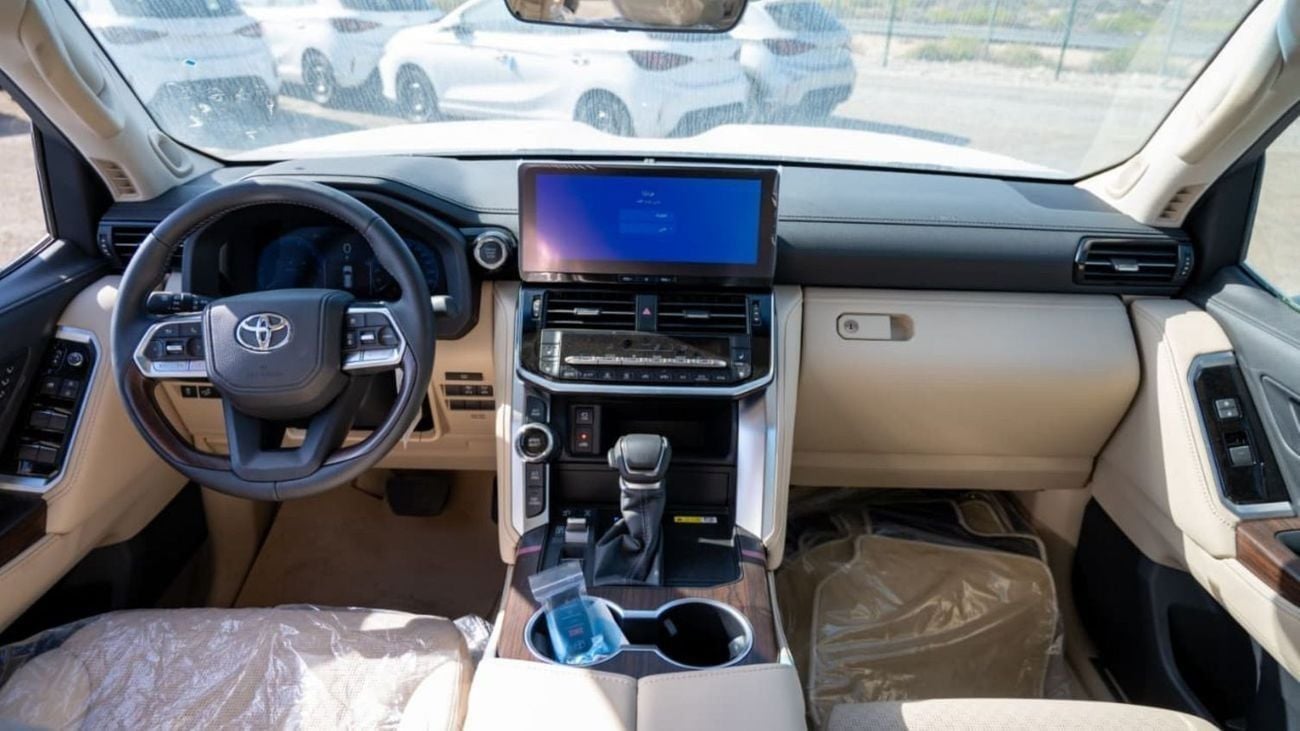 Toyota Land Cruiser VXR VX-V 4.0L | Petrol | V6 | Automatic | 7 Seater | 4 Door