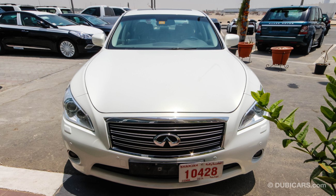 Infiniti M37