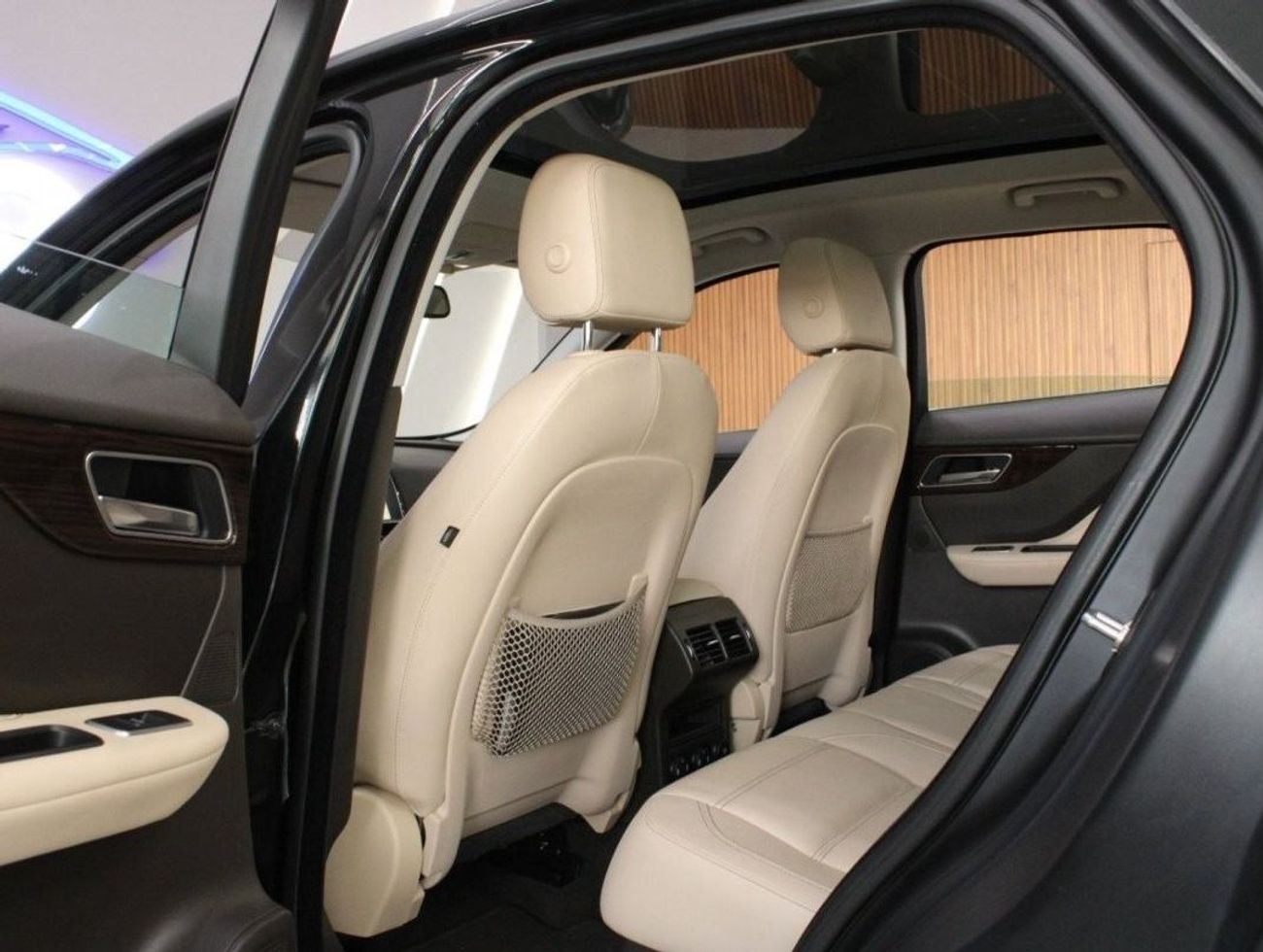 Jaguar F Pace Prestige