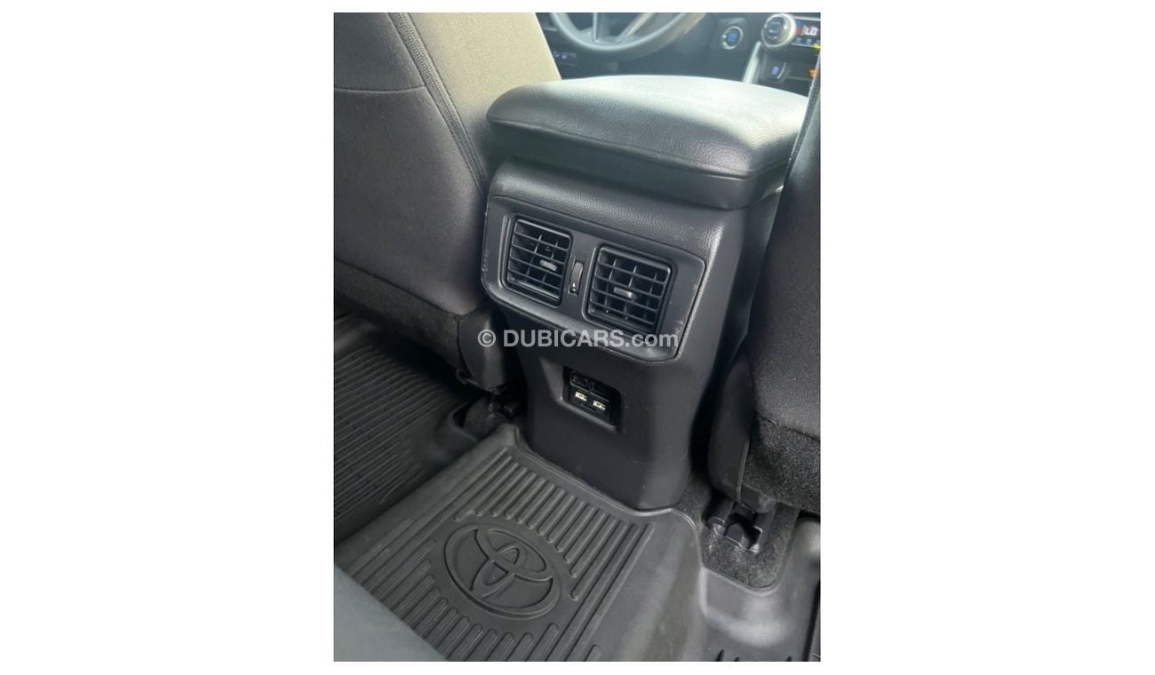 Toyota RAV4 2021 XLE LIMITED PUSH START AWD 2.5L UAE PASS