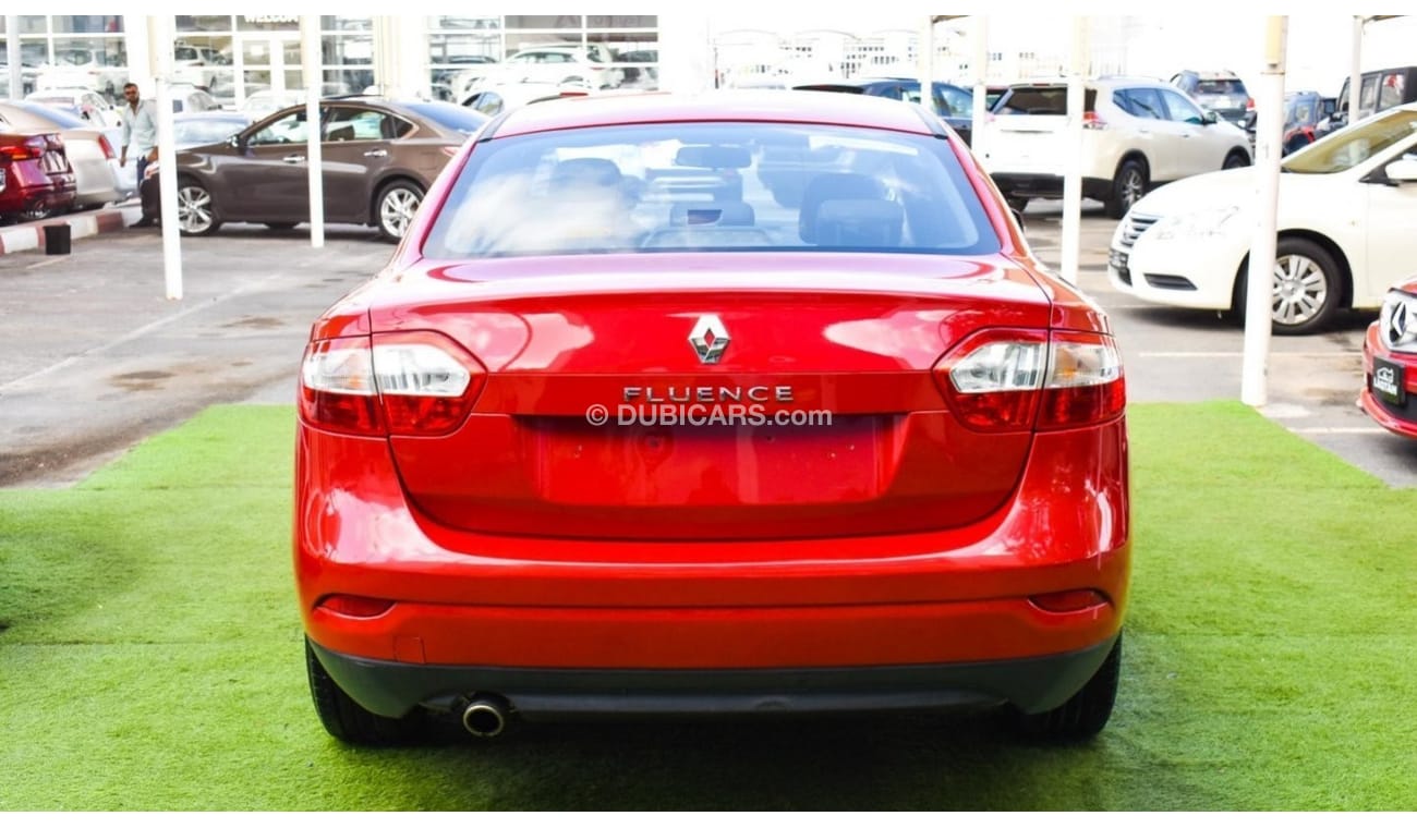 رينو فلوينس موديل 2014 خليجى لون أحمر بدون حوادث سنتر لوك تكييف باور راديو FM بحالة ممتازة
