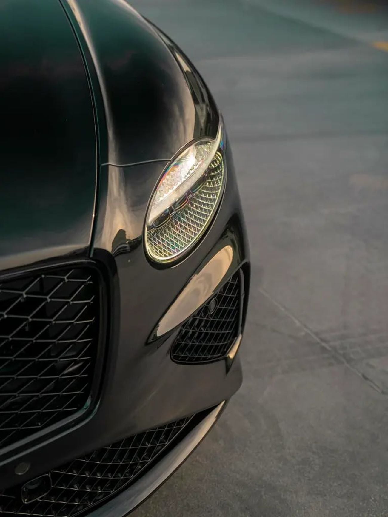 Bentley Continental GTC - GCC Specs
