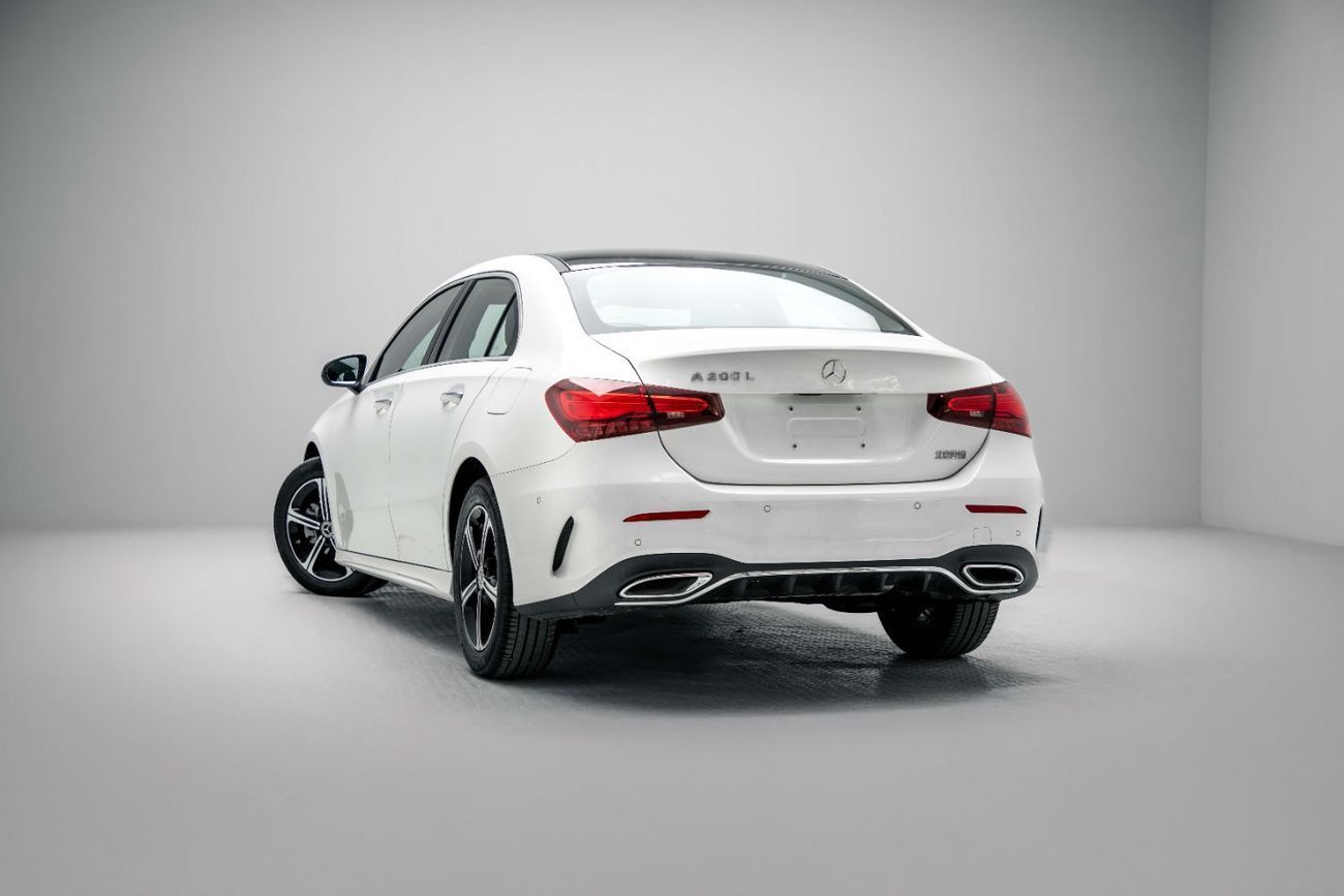 Mercedes Benz A 200 L  Fashion 1.3L - White Inside Black | Export Only