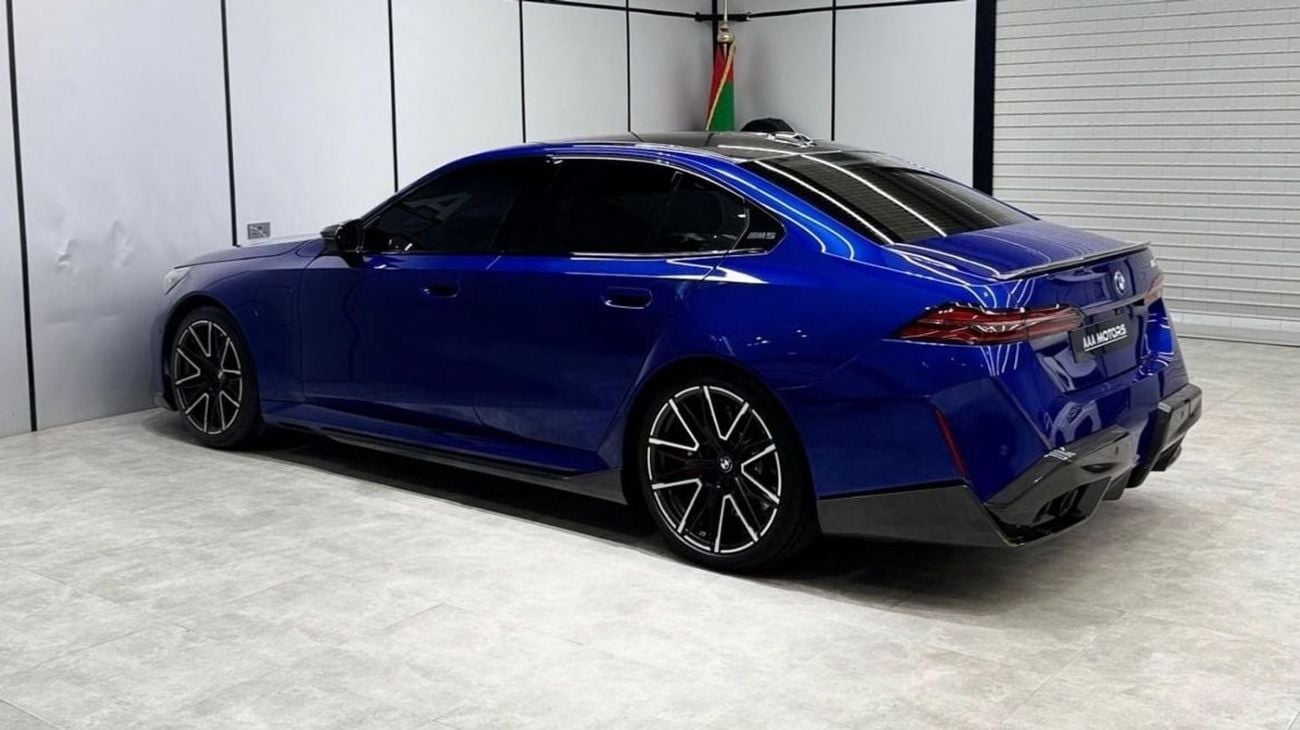 BMW M5 MASTERCLASS BMW 5 Series M5 2026 GCC specs