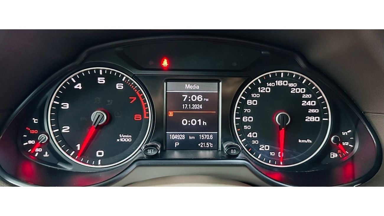 Audi Q5 Std GCC .. FSH .. Perfect Condition .. 4 Cyl