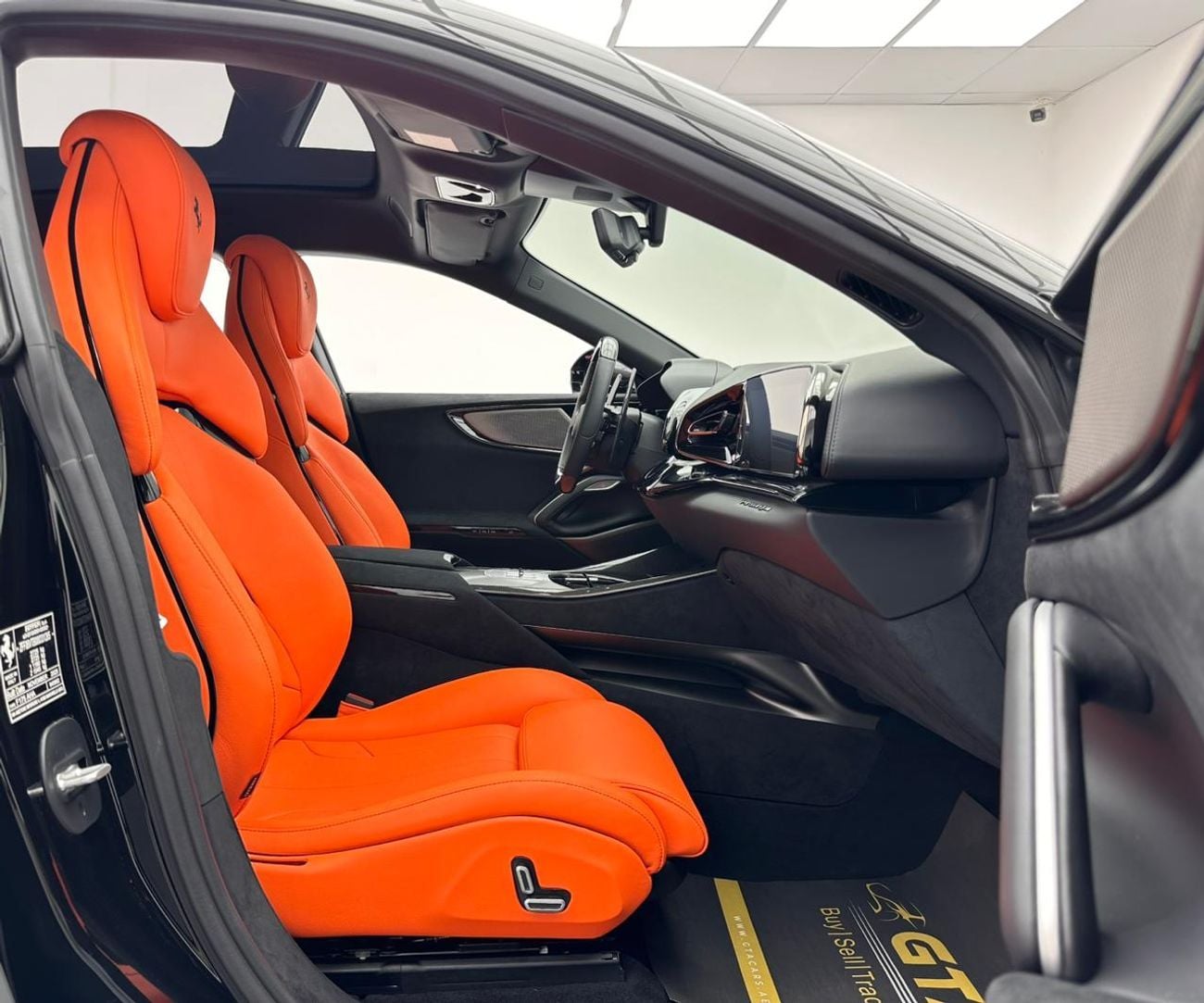 فيراري بوروسانجوي 2026 Ferrari Purosangue, 7 Years Ferrari Service Contract, 3 Years Warranty