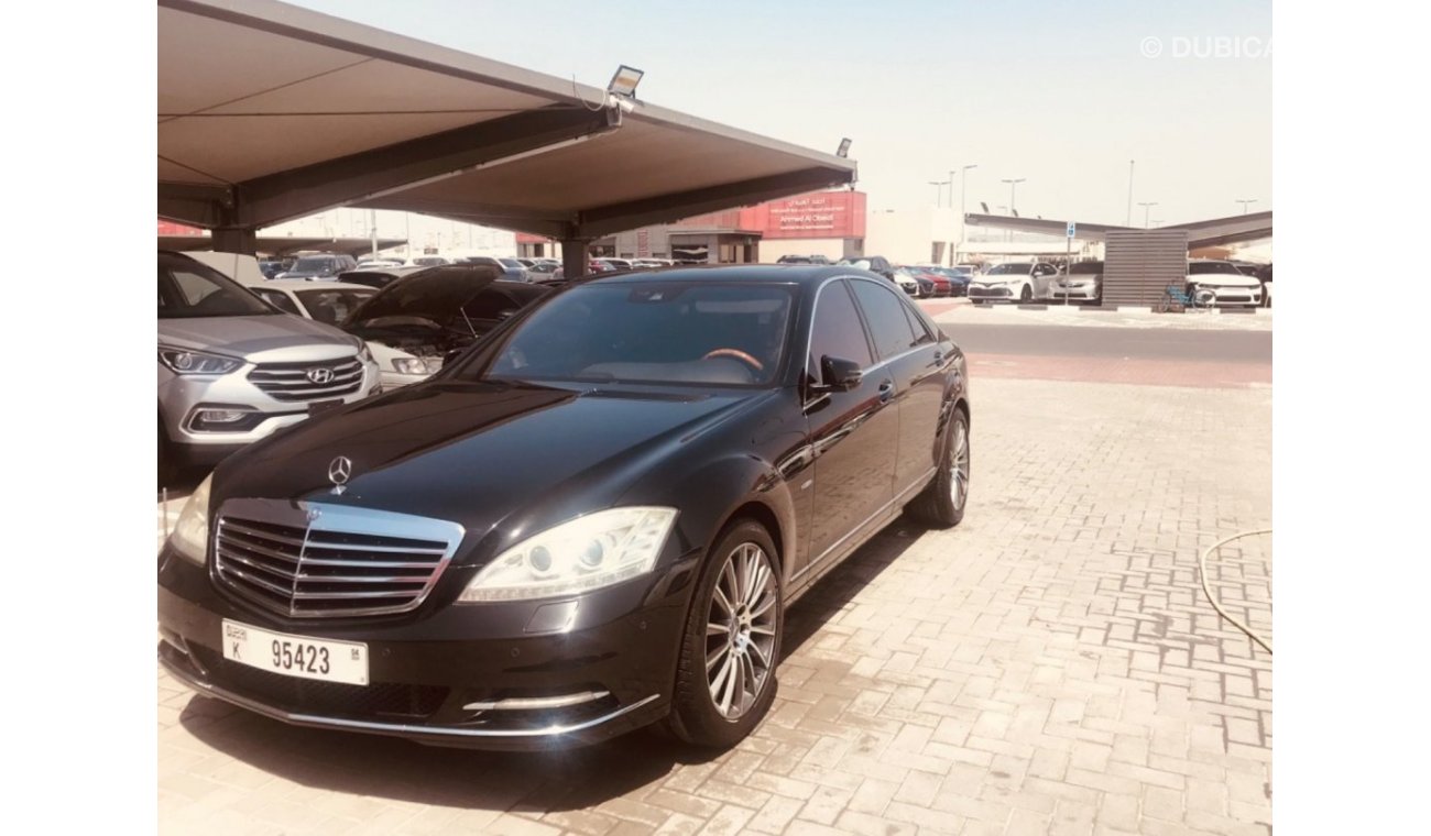 مرسيدس بنز S 550