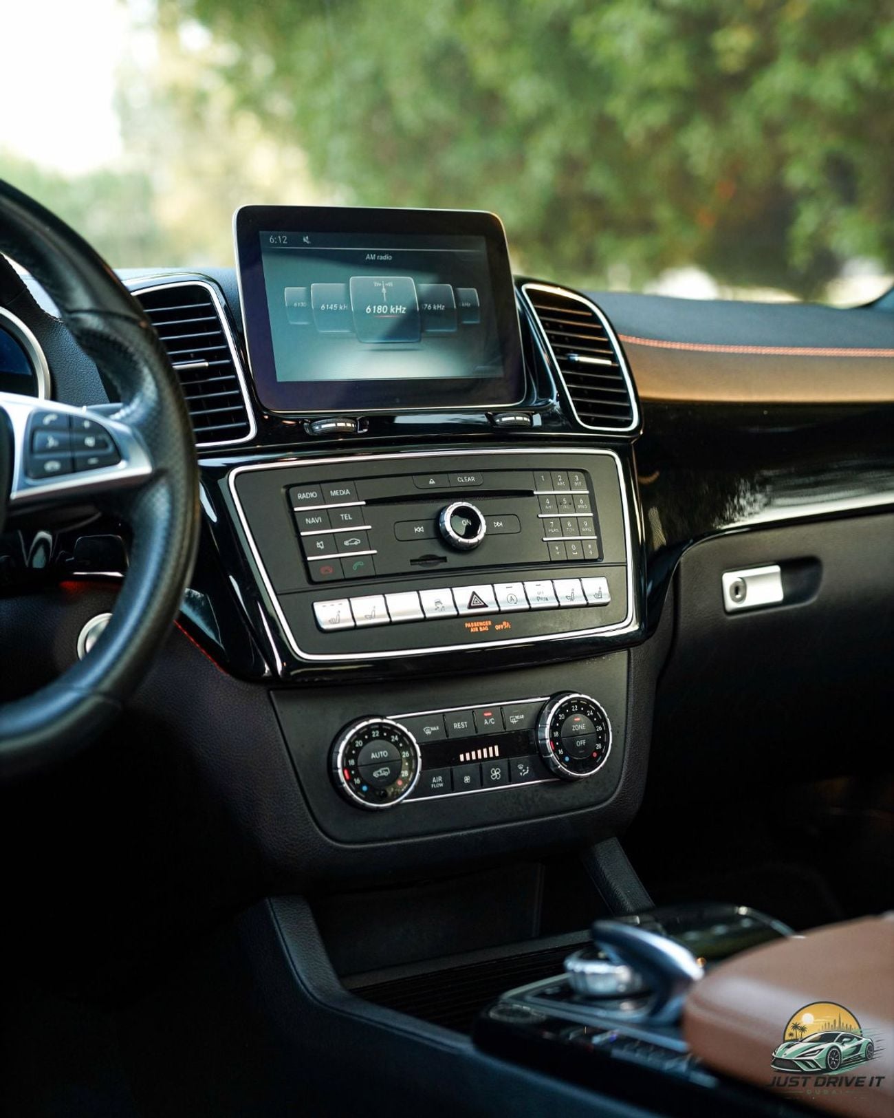 مرسيدس بنز GLE 450 AMG LINE