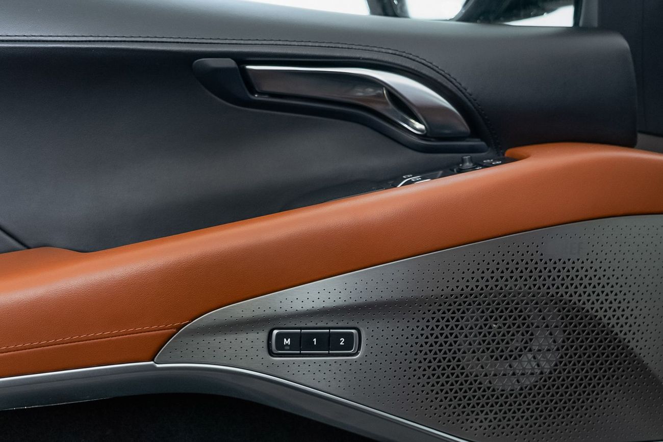 لوتس أميرة 2023 Lotus Emira 1st Edition / Full Agency History / Lotus Warranty