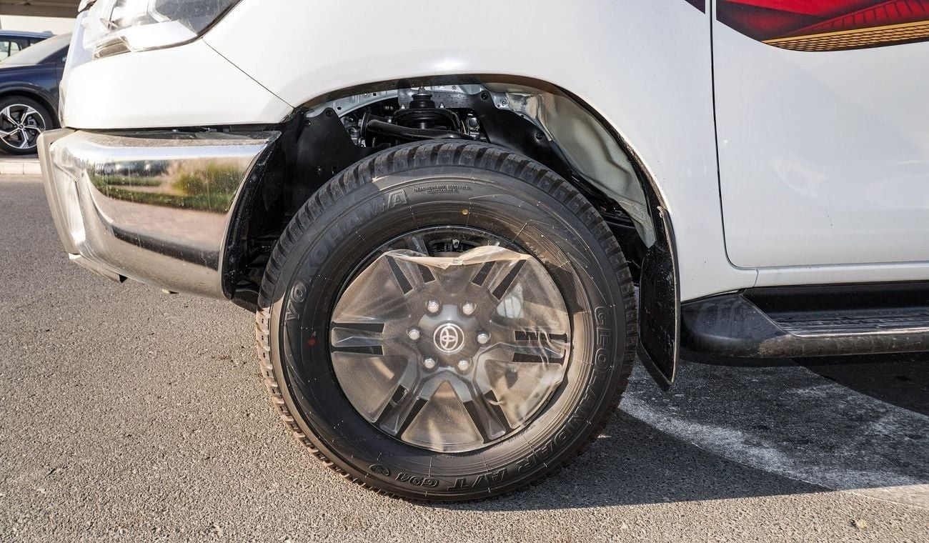 Toyota Hilux GLX-S. SR5. 2.7L 4WD A/T