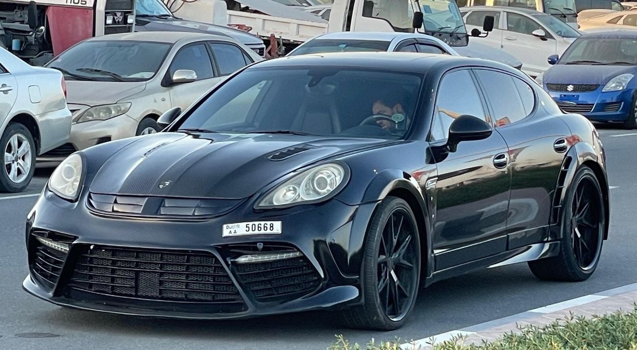 Porsche Panamera TURBO