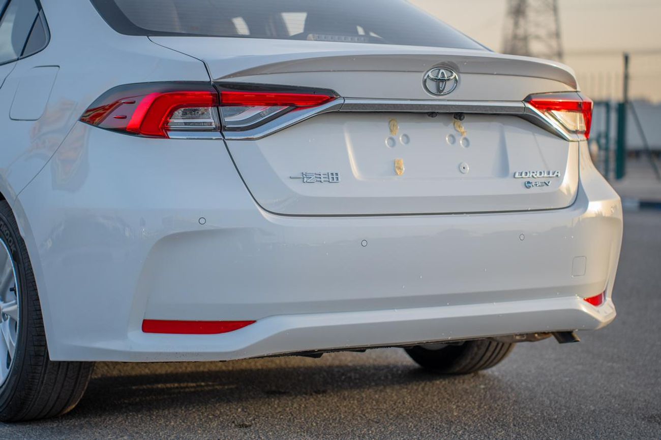 Toyota Corolla تويوتا كورولا ELITE HYBRID / 1.8L V4 PETROL / PUSH START / DVD+ CAMERA / SUNROOF (CODE # HYBRID ELIT