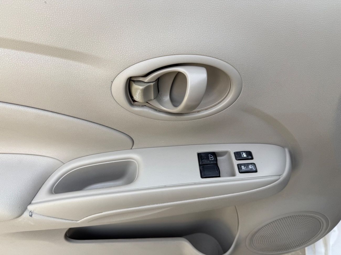 نيسان صني S 1.6L