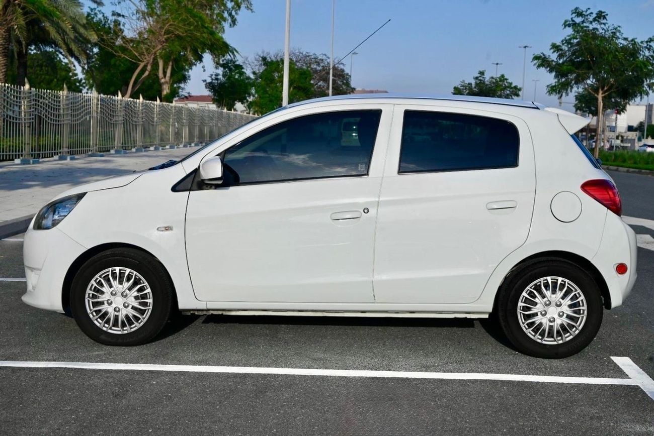 Mitsubishi Mirage GLX Base 1.2L - BEST OFFER - GCC - MITSUBISHI MIRAGE 2014 - LOW MILEAGE