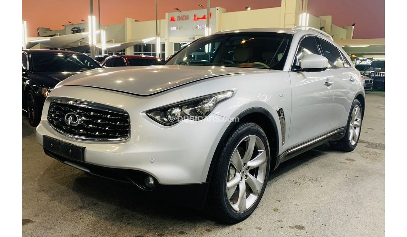 Infiniti FX50 INFINITI FX50 2009