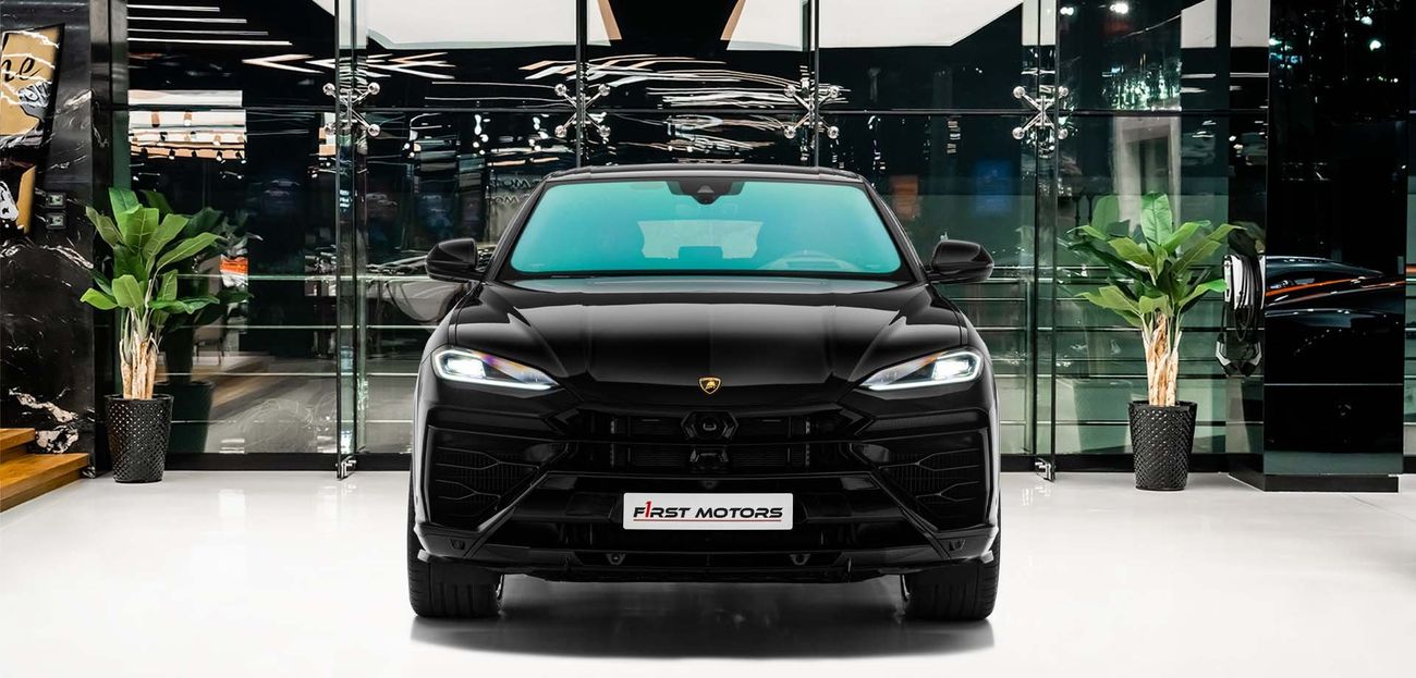 لامبورغيني اوروس 4.0L V-8 Twin-Turbocharged Engine + eMotor