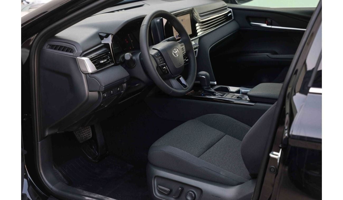 Toyota Camry 2025 TOYOTA CAMRY LE 2.5 - ATTITUDE BLACK inside BLACK | Export Only