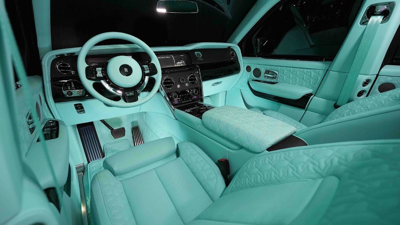 Rolls-Royce Onyx Cullinan | NEGOTIABLE PRICE | NEW | 2024 | V12 | 563 HP | 3-YEAR WARRANTY AND SERVICE