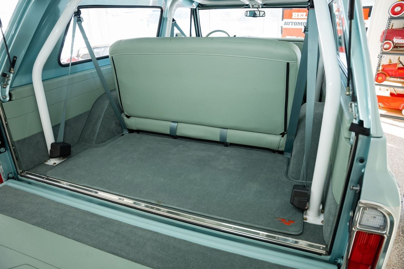 شيفروليه بليزر K5 Velocity Restorations LT1 10 Speed Pro Touring Restomod