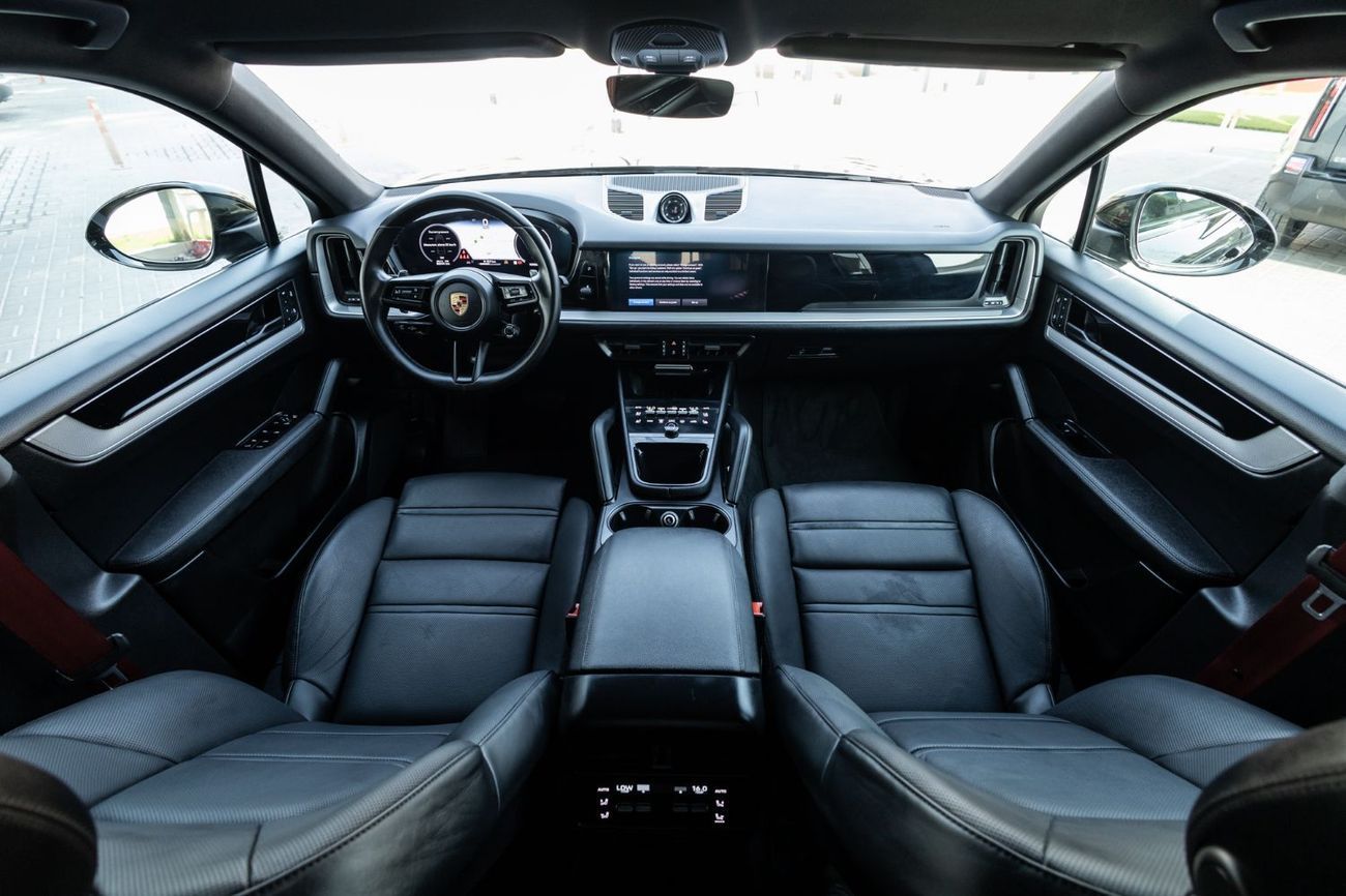 Porsche Cayenne Base