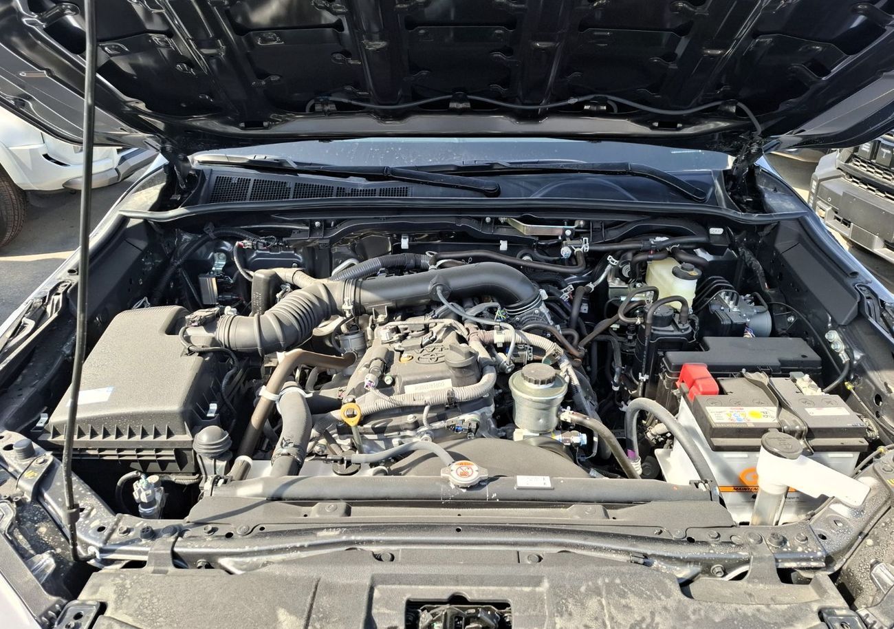 تويوتا فورتونر Toyota Fortuner EXR 2.7L 2026 Grey Petrol