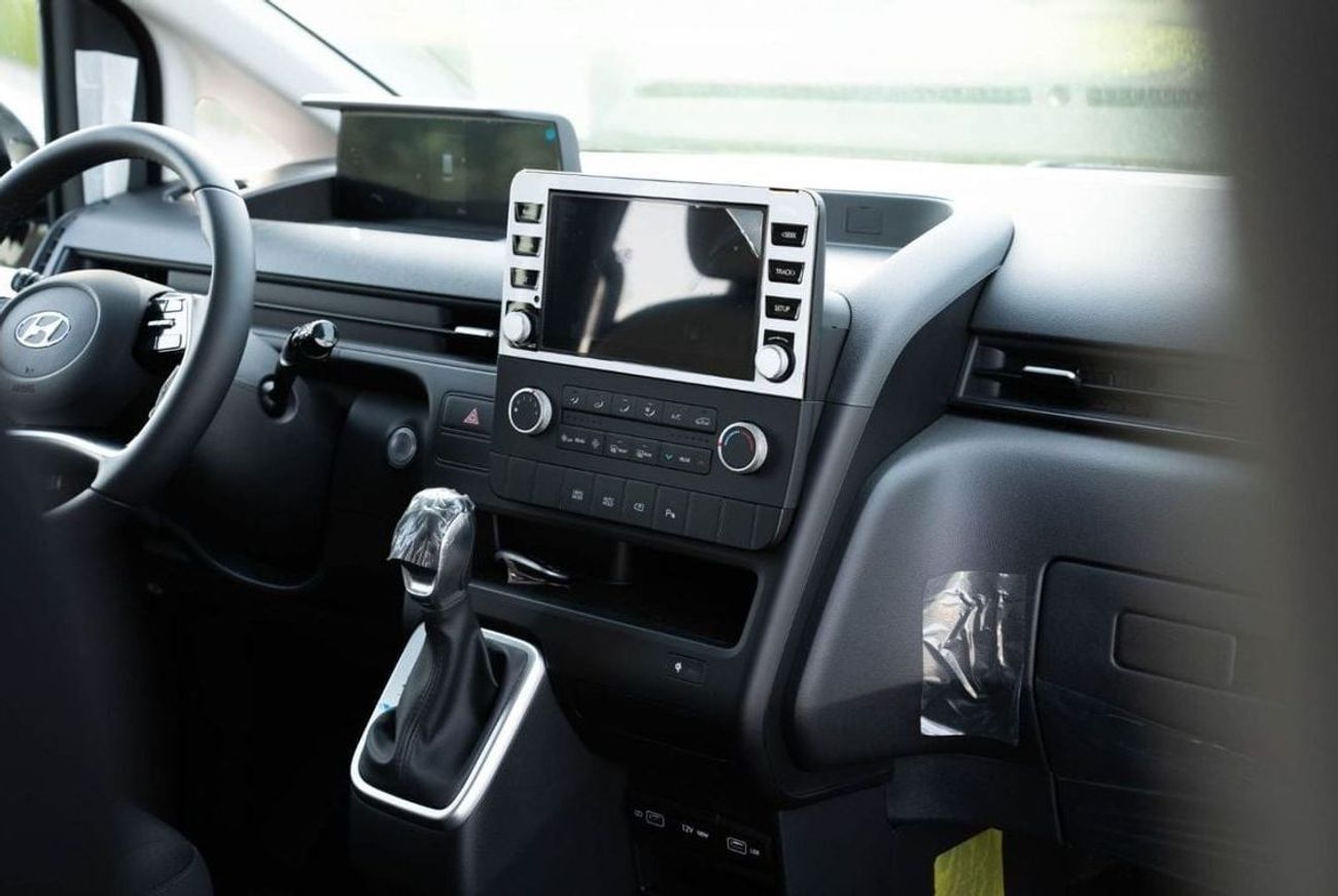 Hyundai Staria 10years warranty and 5 years service Contact number 0507273386