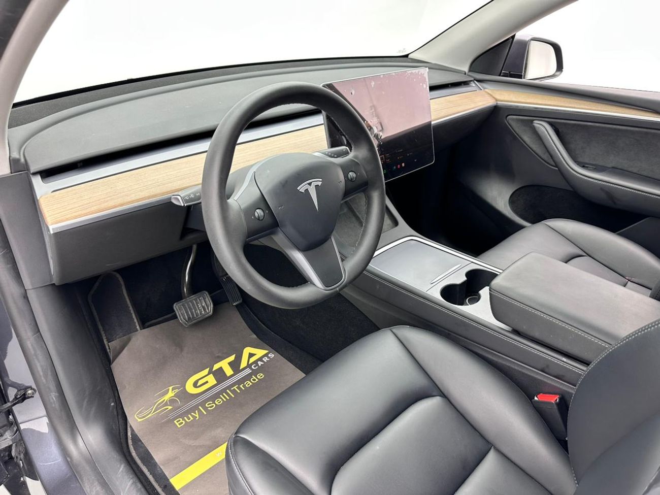 تسلا موديل Y 2022 Tesla Model Y Long Range, Sep 2026 Tesla Warranty, Tesla Full Service History, GCC