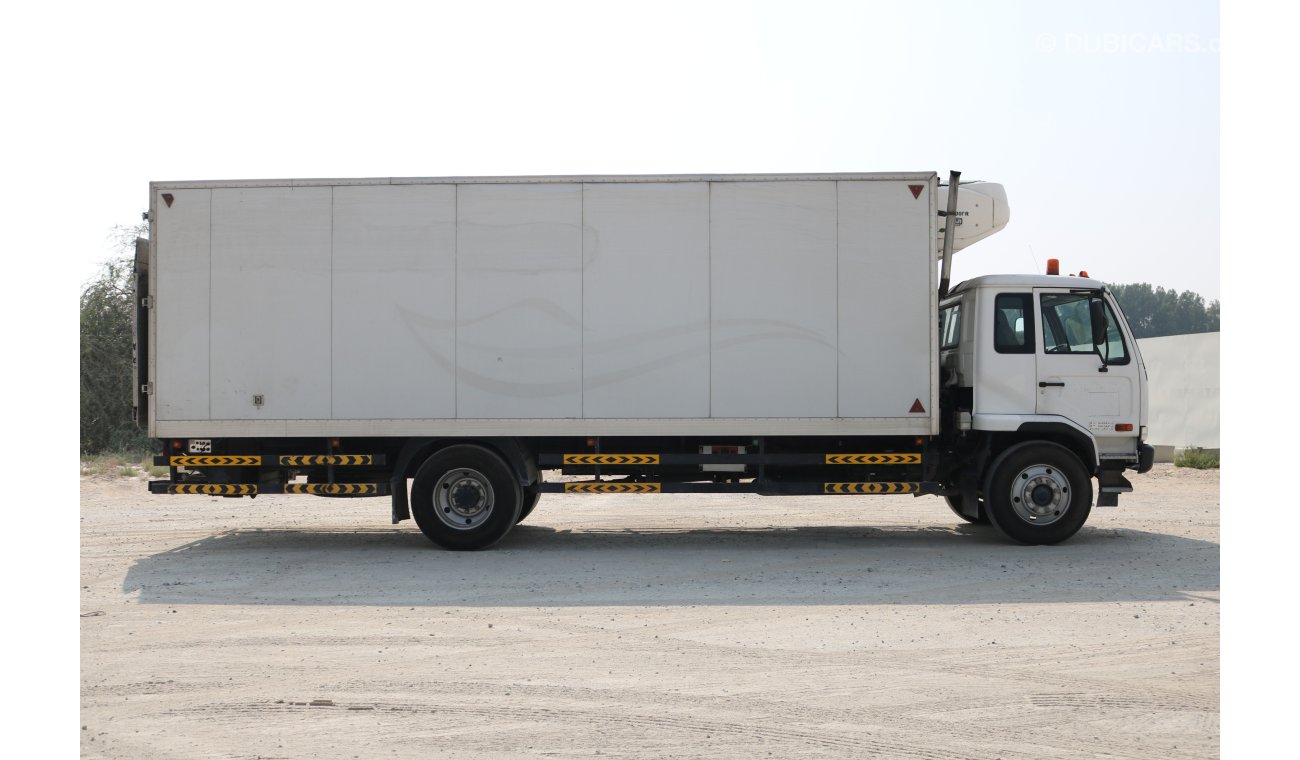 Nissan United Diesel PK210 WITH THERMOKING T-1000R FREEZER AND INSULATED BOX AND TAIL LIFT 12 TON TRUCK