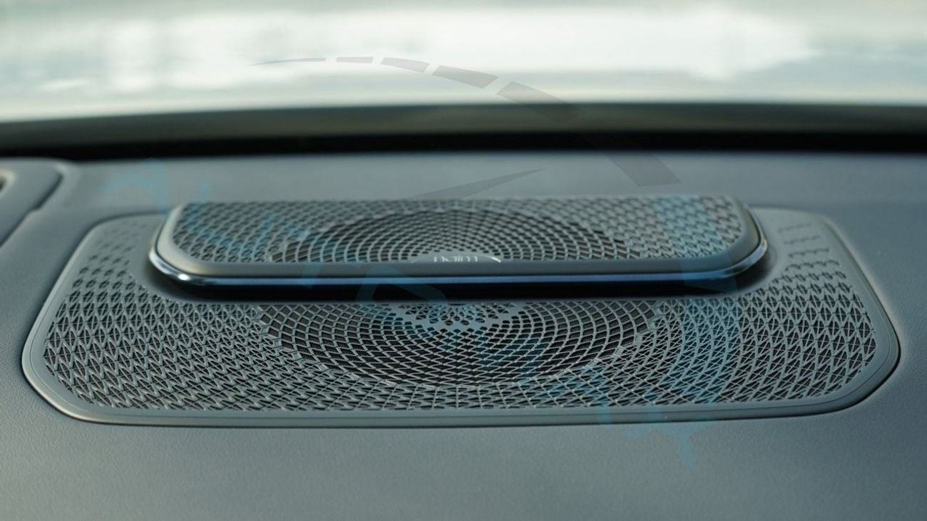 زيكر 9X Ultra Plug-in Hybrid AWD 2.0T 2025 0Km With 5 Years Or 200,000 Km Warranty