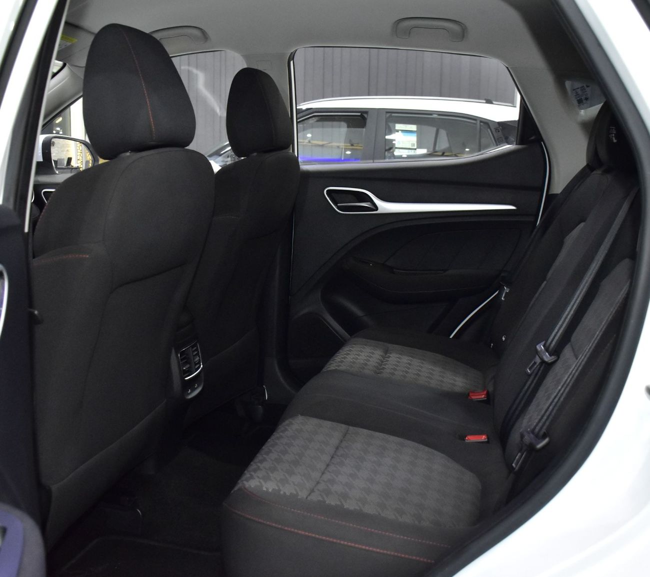 MG ZS EXCELLENT DEAL for our MG ZS ( 2023 Model ) in White Color GCC Specs