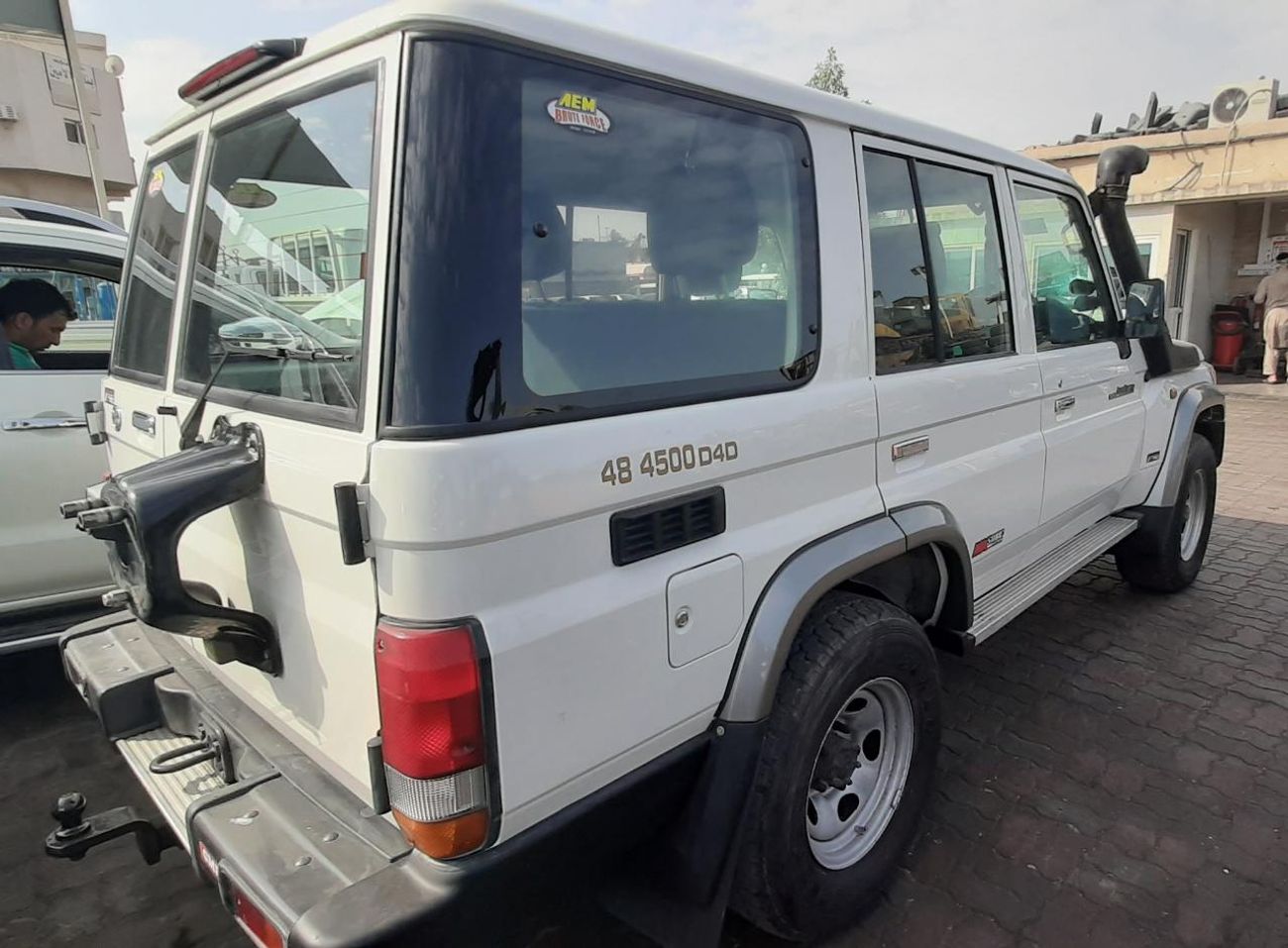 Toyota Land Cruiser 70 DIESEL  4.5L RIGHT HAND DRIVE