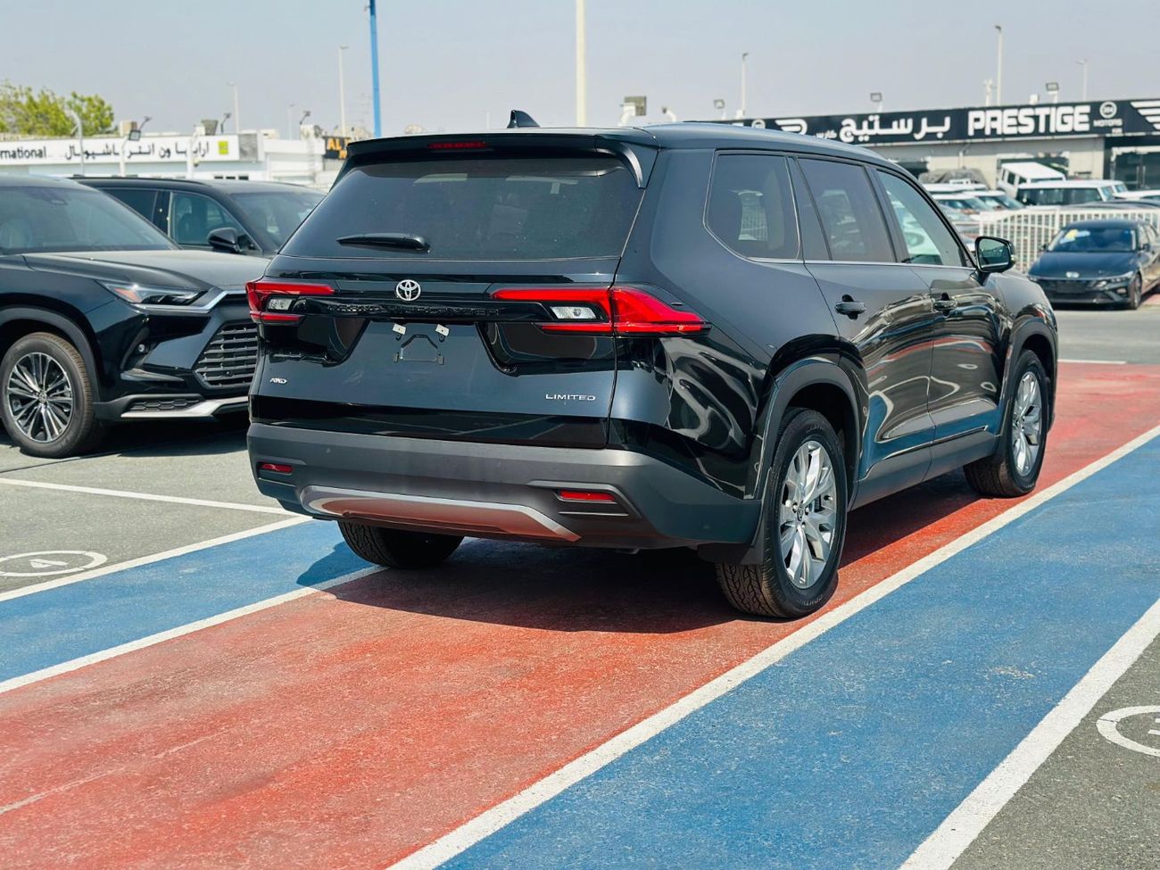 تويوتا جراند هايلاندر LIMITED PETROL